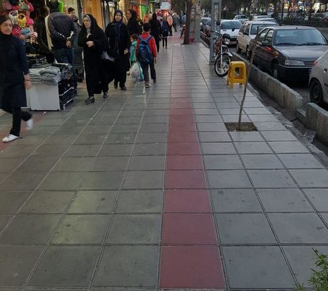تیغ قانون بر سدمعبر؛ خیابان برای مردم است! پیاده‌روهای بلوار اصلی گلستان آزاد شدند!