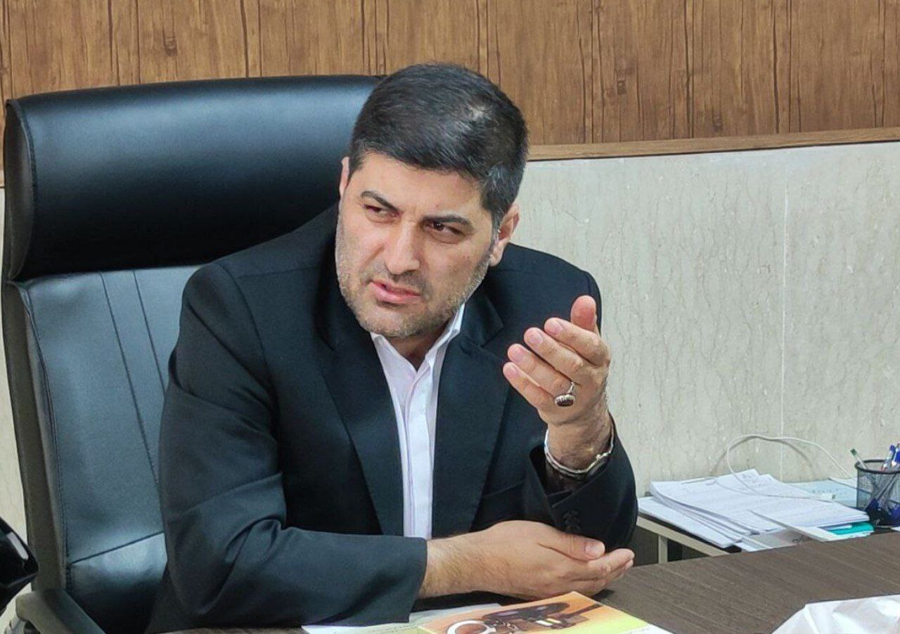 میز خدمت دادستان بهارستان در قلعهمیر؛ فرصتی برای طرح بیواسطه مشکلات قضایی