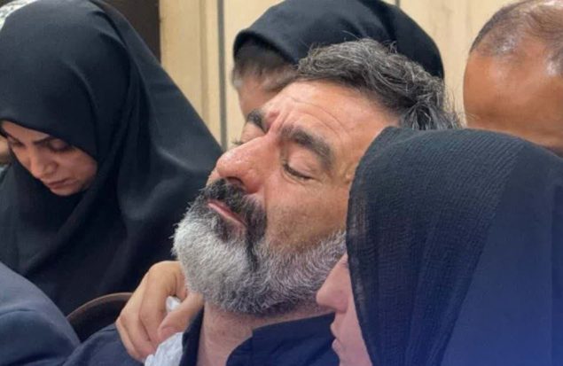 تصاویری از خانواده الهه حسین نژاد در جلسه محاکمه امروز/ لحظه‌ای که عدالت هم گریست...