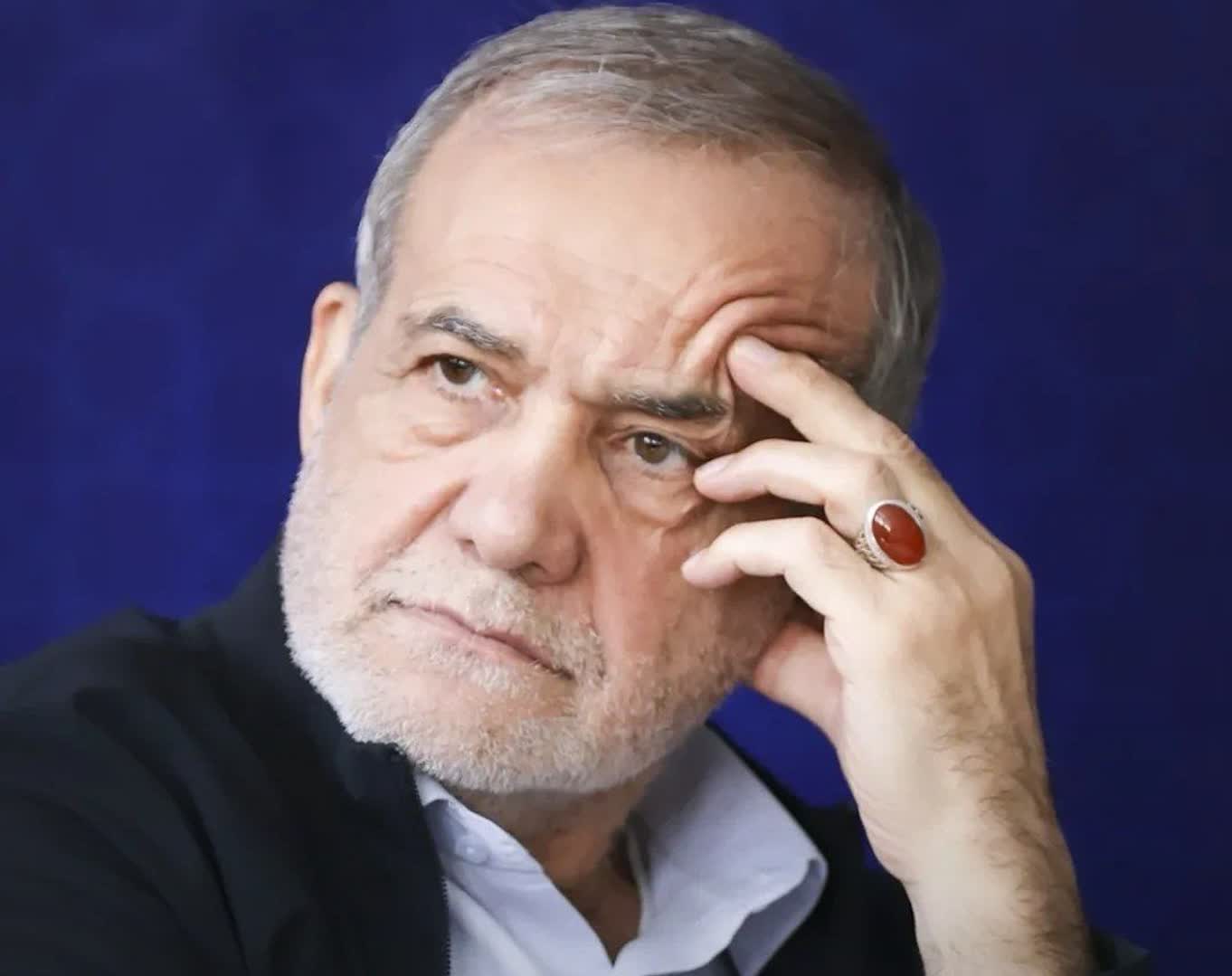 واکنش یک فعال سیاسی به سخنان اخیر رییس جمهور: از نهاد ریاست جمهوری آغاز کنید! واکنش یک فعال سیاسی به سخنان اخیر رییس جمهور: از نهاد ریاست جمهوری آغاز کنید!