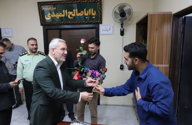 تجلیل مسئولان ارشد شهرستان بهارستان و مدیریت شهری گلستان از تلاش‌های سبزپوشان امنیت