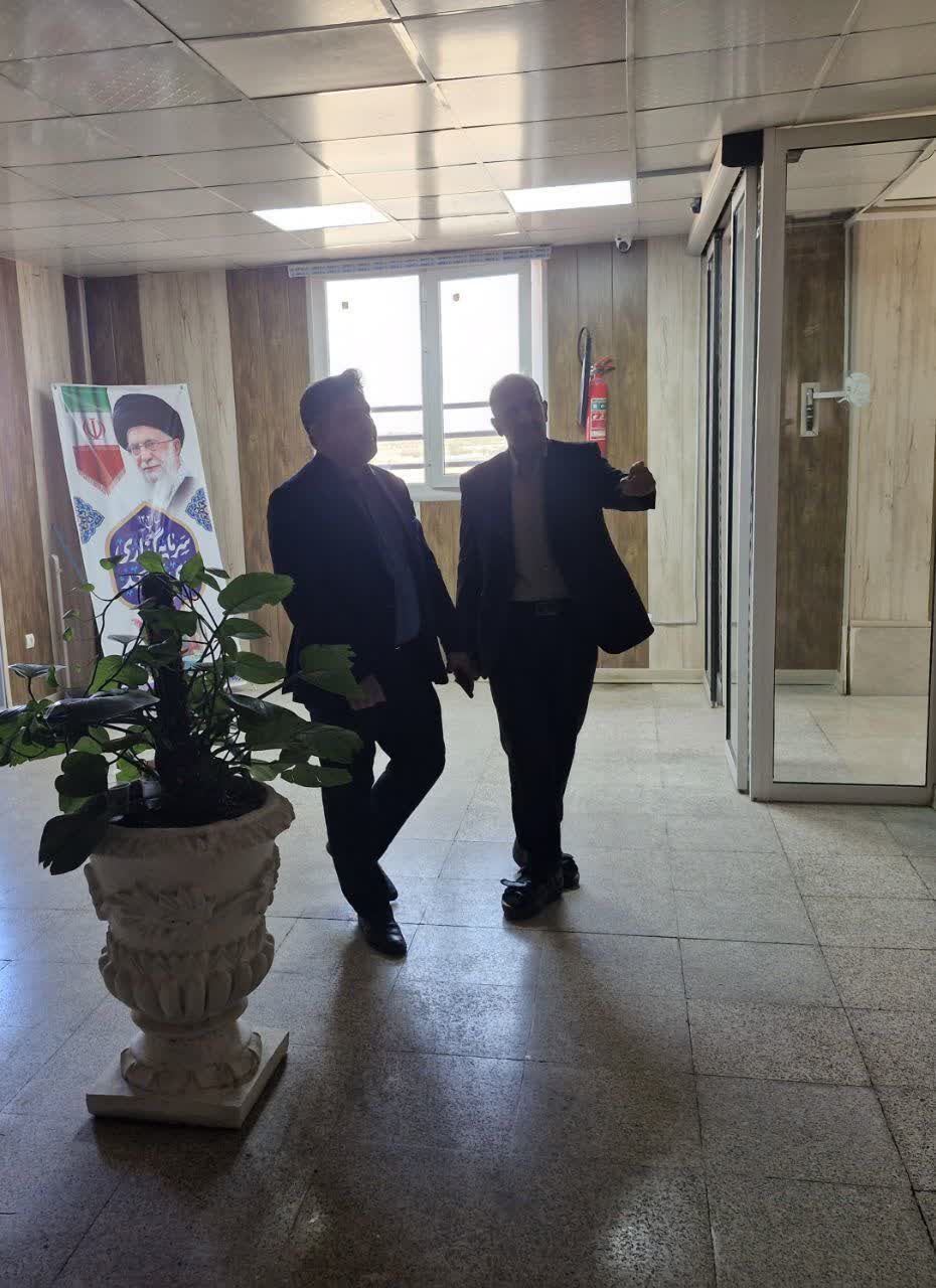 بازدید سرزده مدیرکل بازرسی استانداری تهران از یک دهیاری در اسلامشهر