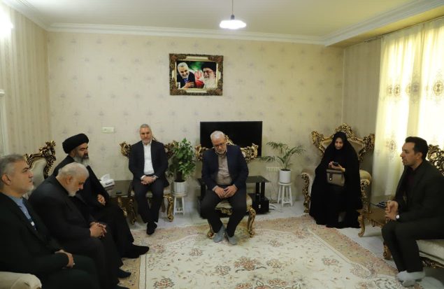 دیدار صمیمانه مسئولان بهارستان با خانواده شهید اسدالهی و جانباز سرافراز حمید نوشادی
