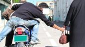 سارقانِ پدرسوخته؛ کمین موتورسواران برای سرقت گوشی دختر جوان در اسنپ!