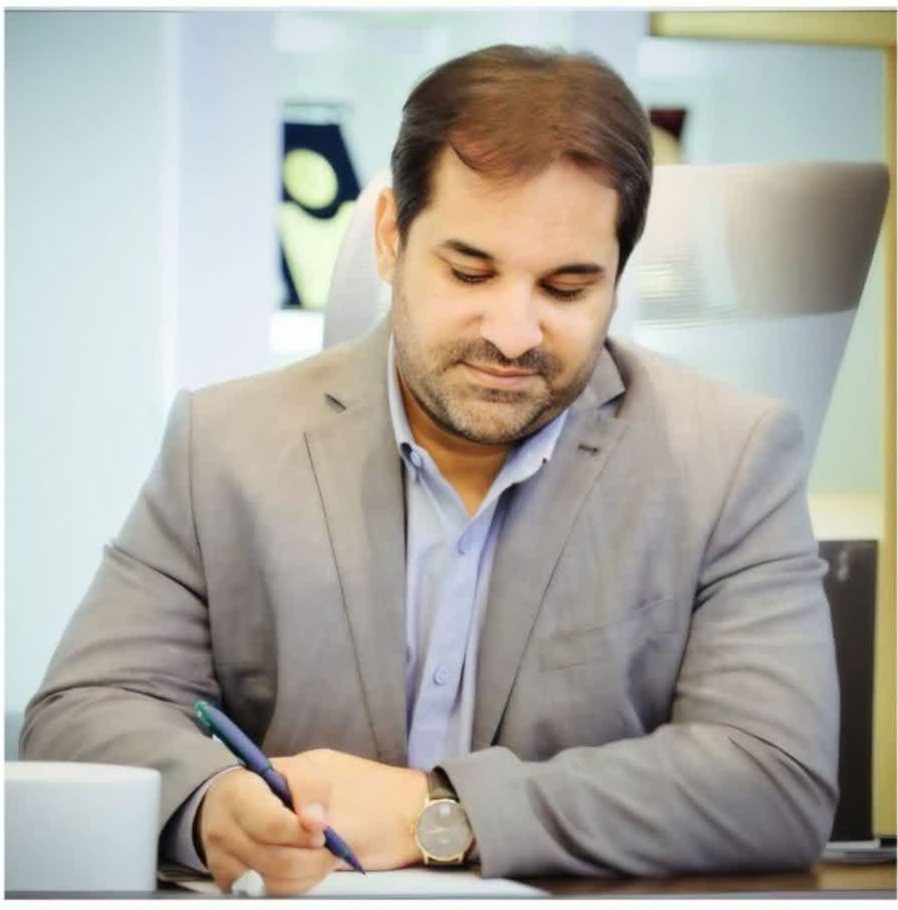 اهدای یک جفت لاستیک رایگان به تاکسی داران رباط کریم