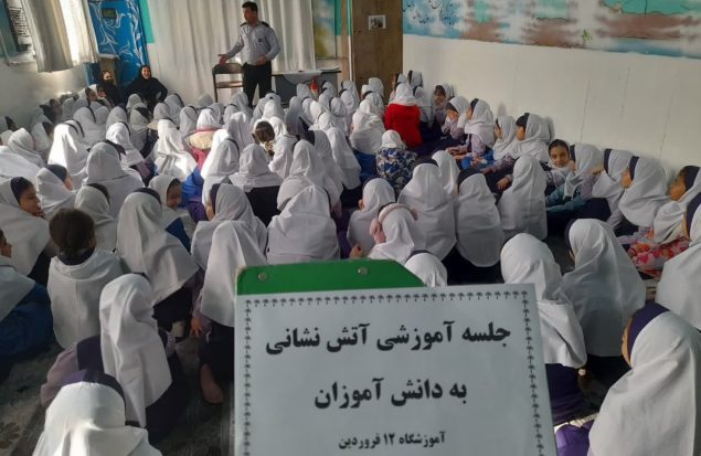 کارگاه آموزشی پدافند غیرعامل به منظور ایمنی و آمادگی در مدارس شهر گلستان
