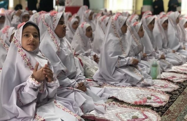 طنین شعار برائت از مشرکین در جشن تکلیف دختران بهارستانی