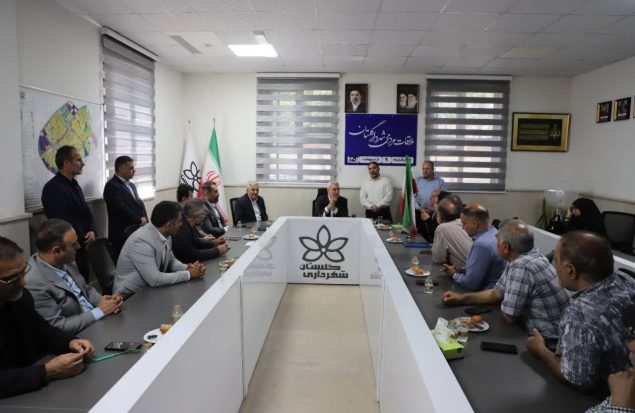 گره‌گشایی از مشکلات دیرینه محله الهیه؛ دیدار مستقیم شهردار گلستان با مالکین