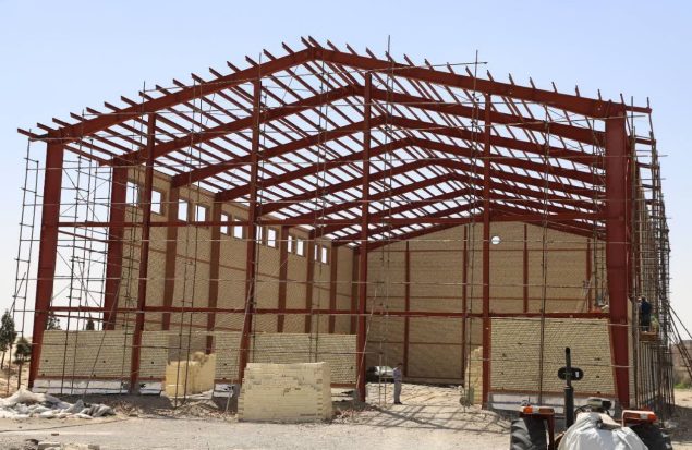 خانه بسکتبال گلستان؛ ادامه روند اجرایی در مراحل دیوارکشی