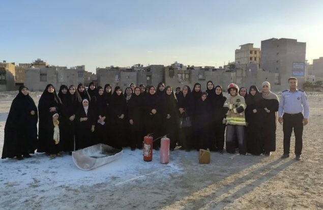دوره تخصصی آتش‌نشانان داوطلب بانوان در شهر گلستان؛ آمادگی برای مقابله با بحران